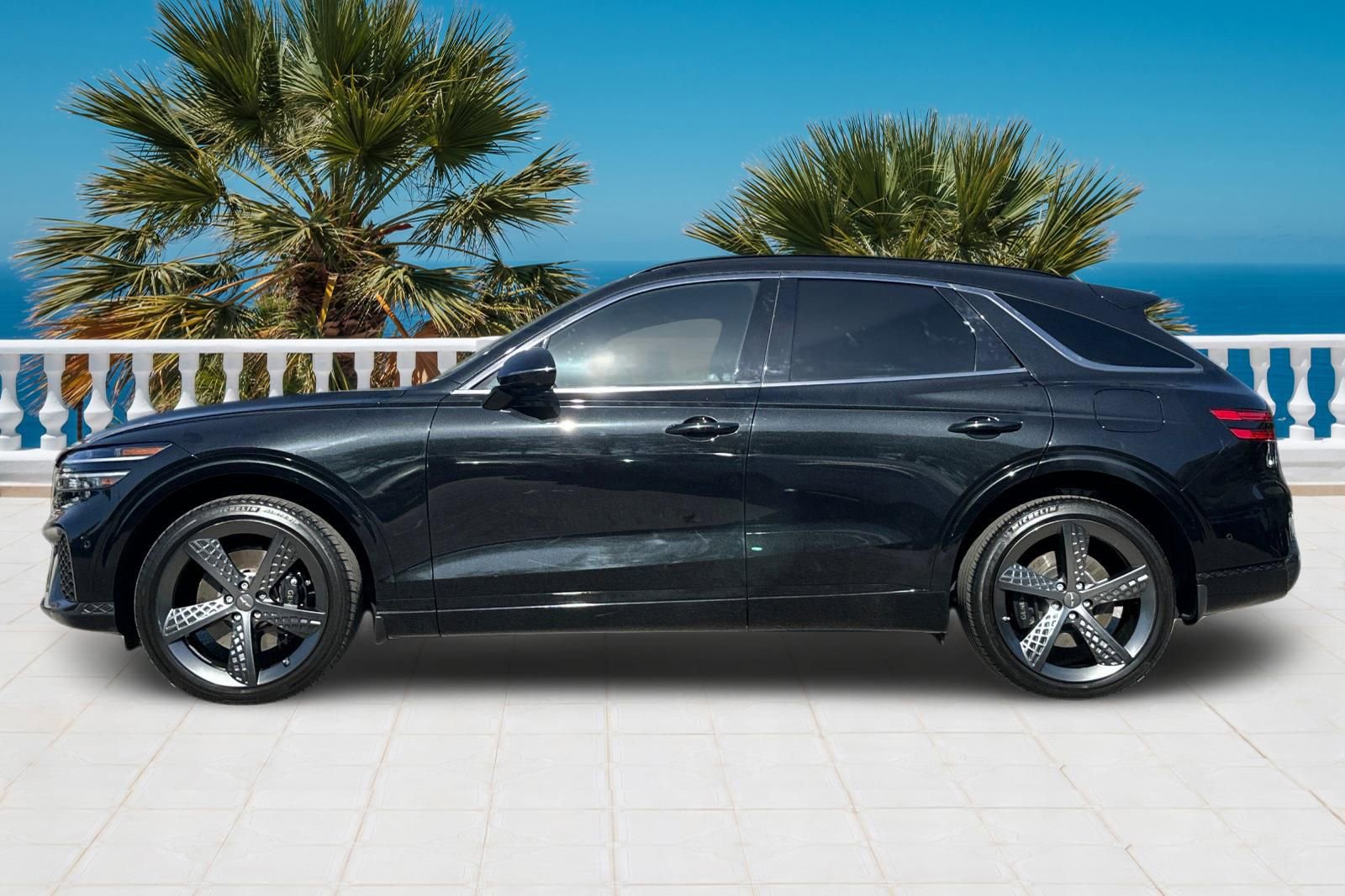 Used 2023 Genesis GV70 2.5T w/ Sport Prestige Package image 8