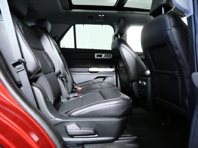 Certified 2021 Ford Explorer Limited AWD/4WD image 11