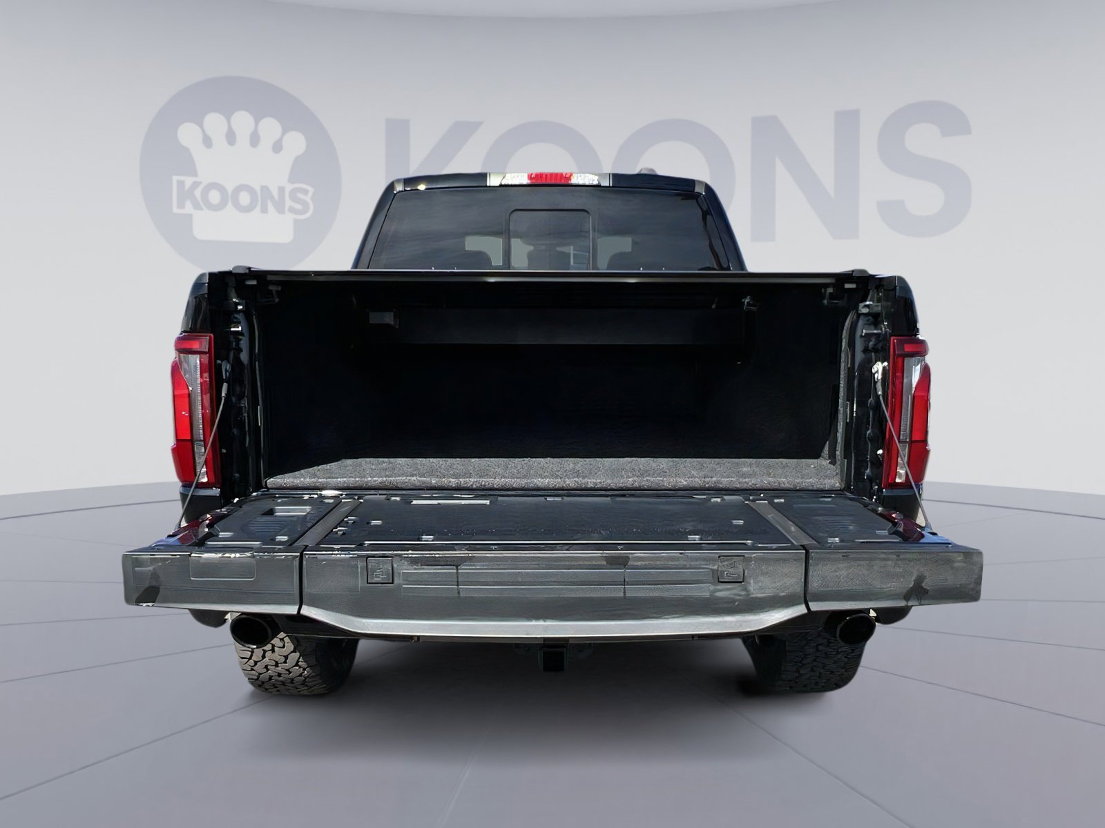 New 2025 Ford F150 Lariat w/ Equipment Group 502A High image 26