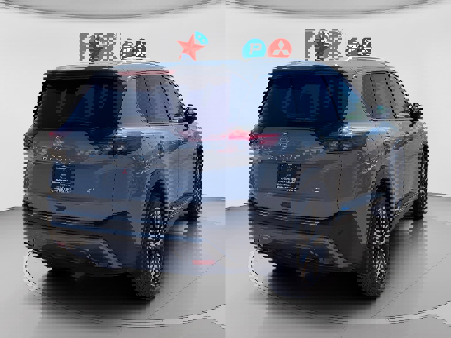 Used 2023 Nissan Rogue SL w/ SL Premium Package image 5