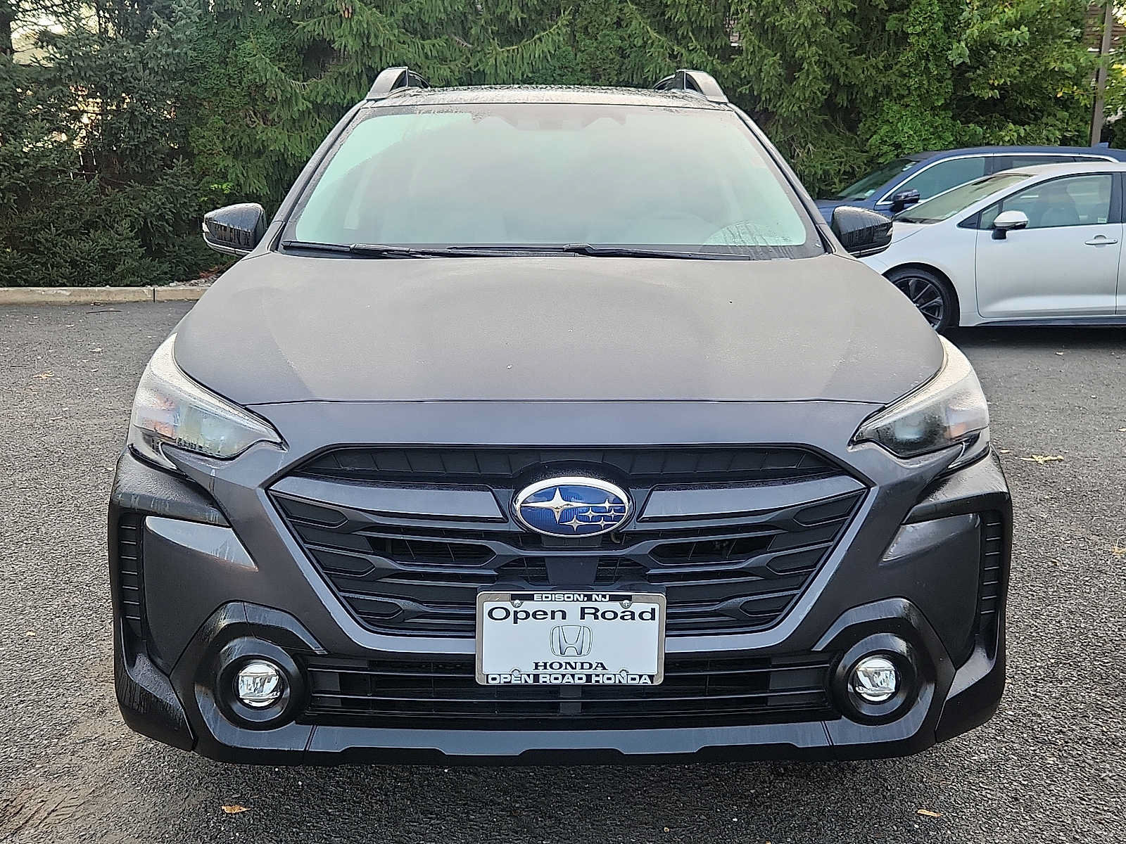 Used 2024 Subaru Outback Premium AWD/4WD image 2