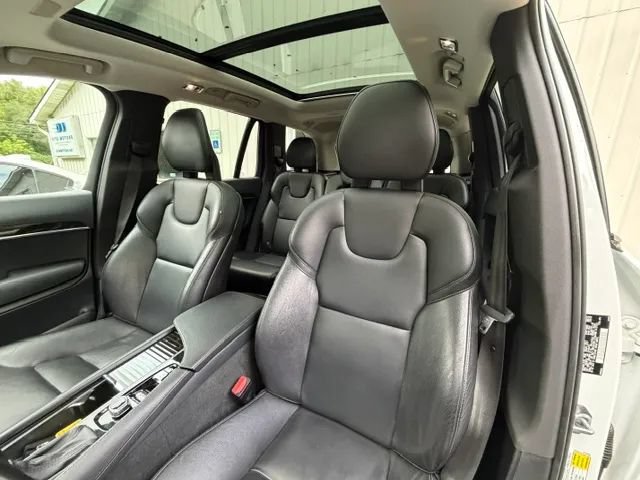 Used 2018 Volvo XC90 T5 Momentum w/ Convenience Package AWD/4WD image 18