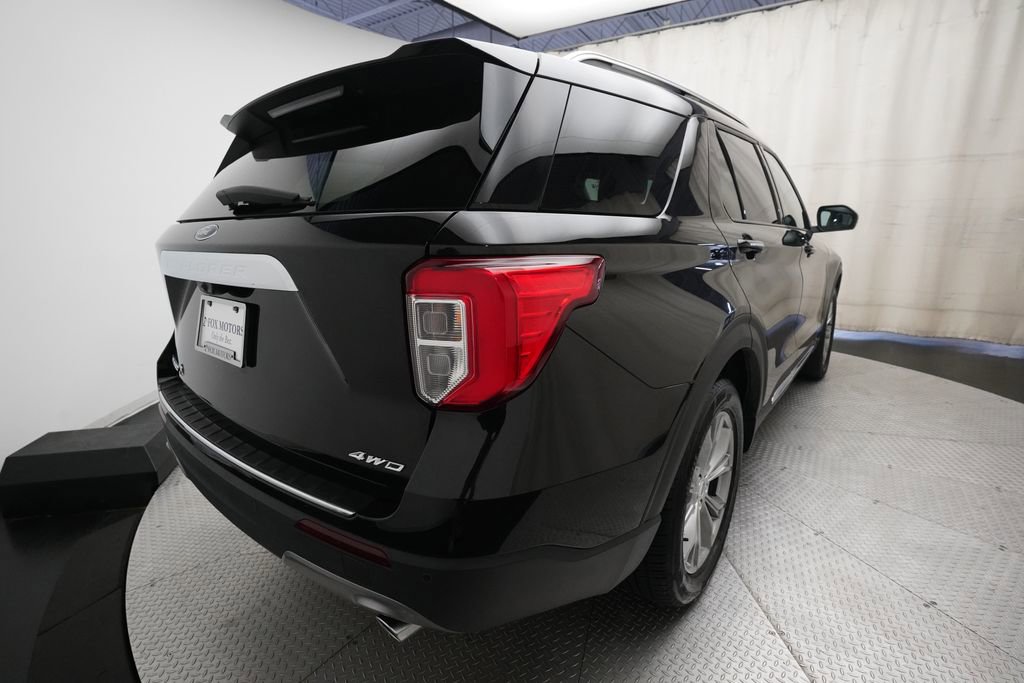 Used 2023 Ford Explorer Limited w/ Equipment Group 301A AWD/4WD image 13