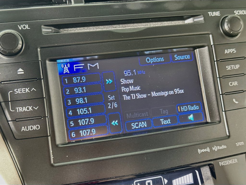 Used 2014 Toyota Prius V Three FWD image 27