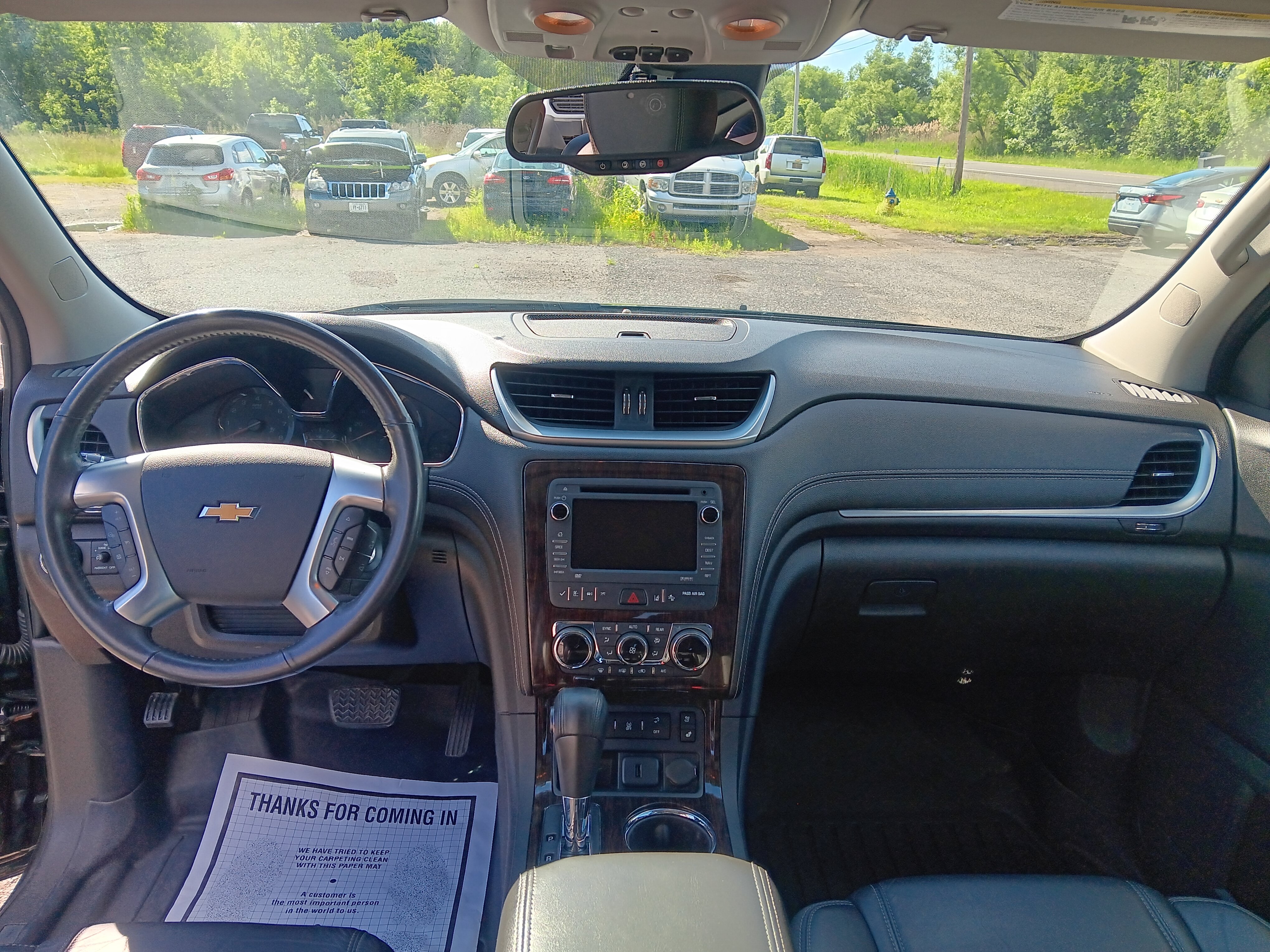 Used 2015 Chevrolet Traverse LTZ AWD/4WD image 11