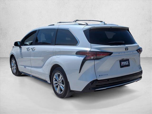 Used 2026 Toyota Sienna Limited AWD/4WD image 8