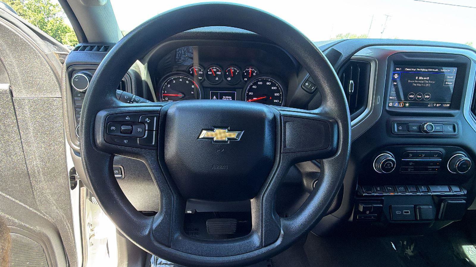 Used 2024 Chevrolet Silverado 2500 Custom w/ Custom Value Package AWD/4WD image 23