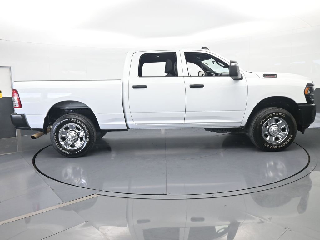 Used 2024 RAM 3500 Tradesman AWD/4WD image 7