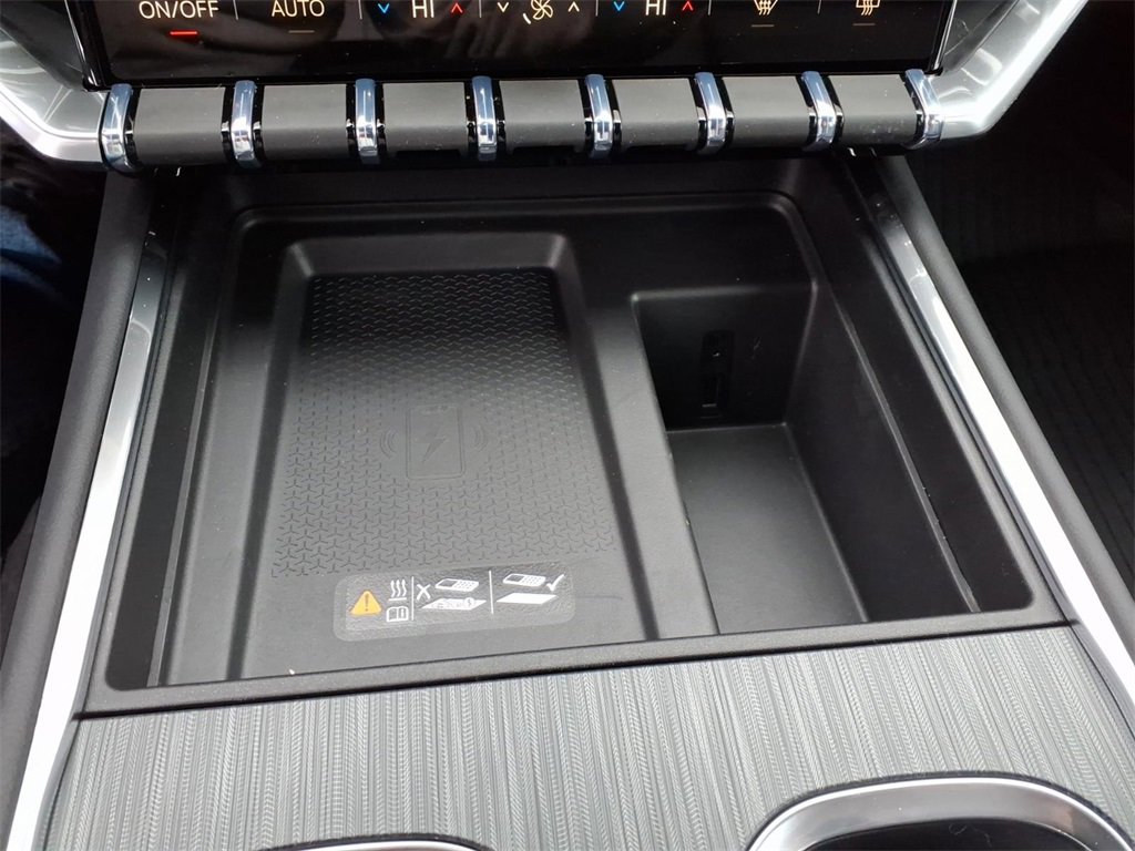 New 2026 GMC Acadia Elevation image 12