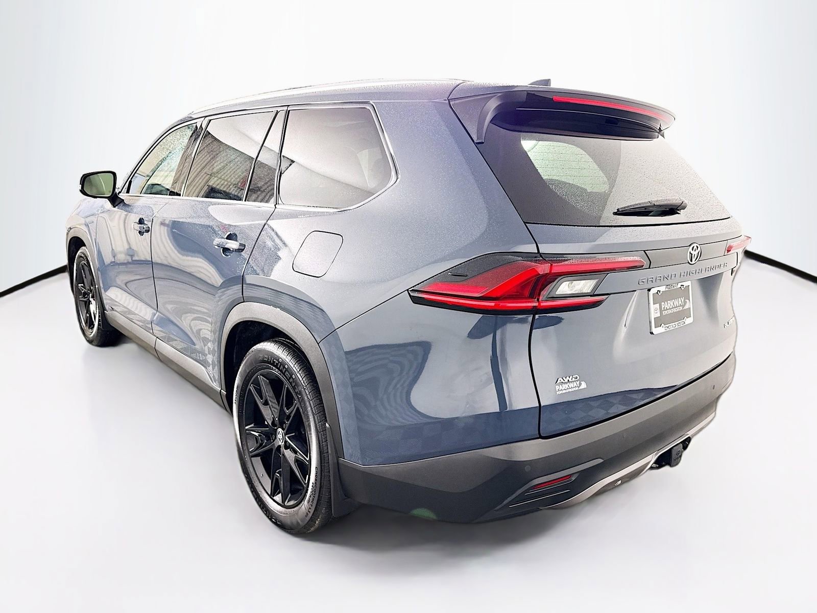 Certified 2025 Toyota Grand Highlander AWD image 5