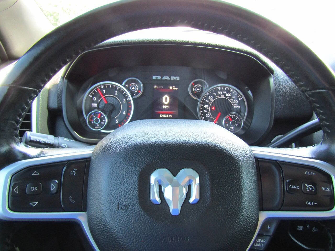 Used 2024 RAM 2500 Big Horn w/ Off Road Package image 10