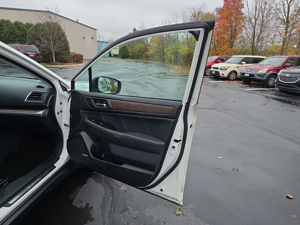 Used 2018 Subaru Outback 2.5i Limited image 44