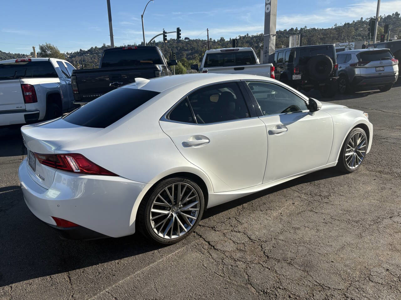 Used 2016 Lexus IS 200t w/ Premium Package RWD image 5