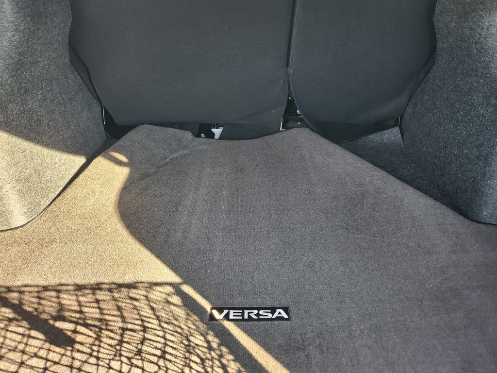 New 2025 Nissan Versa SR w/ Trunk Package FWD image 21