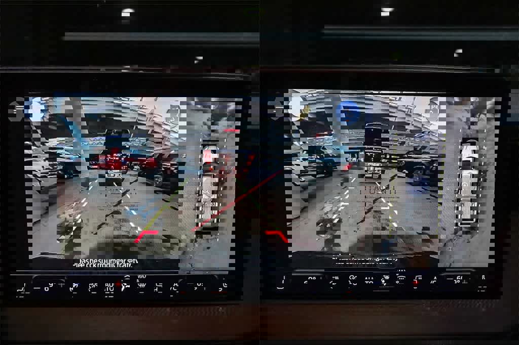 New 2025 Ford Maverick Lariat w/ Black Appearance Package image 24