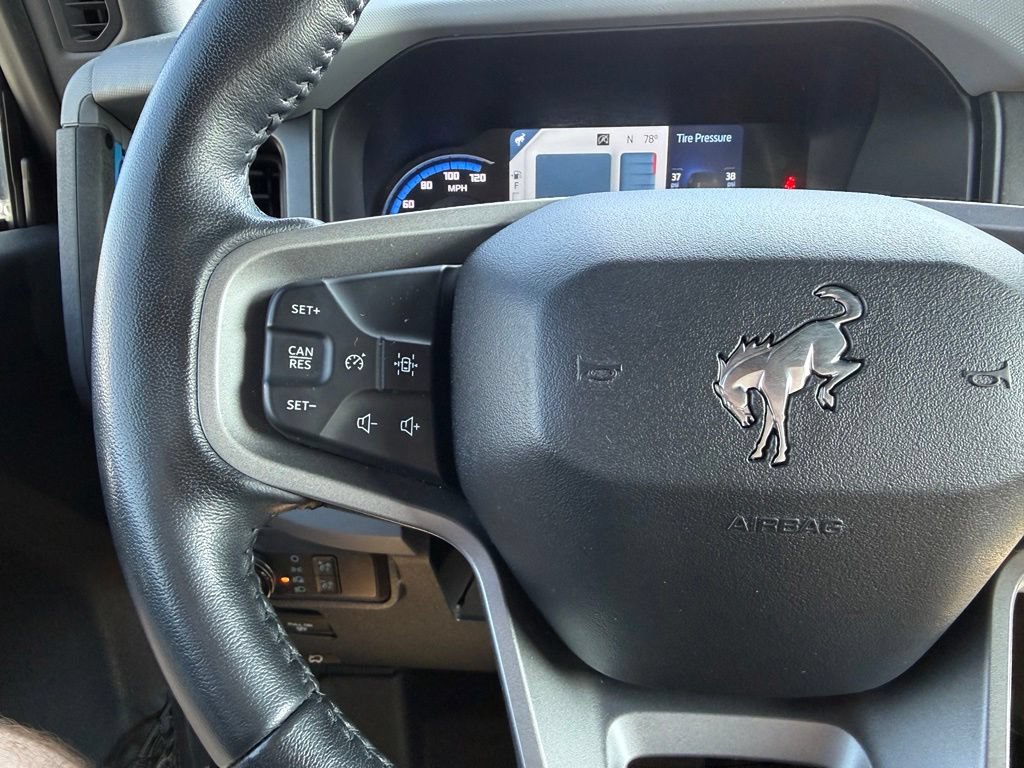 Used 2023 Ford Bronco Black Diamond AWD/4WD image 10
