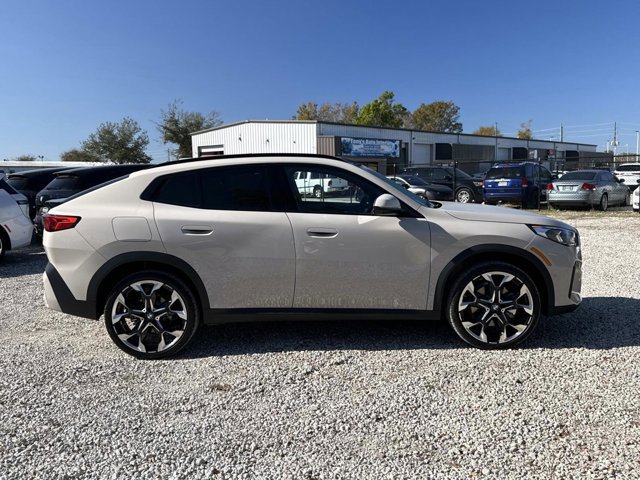 New 2026 BMW X2 xDrive28i w/ Technology Package image 2