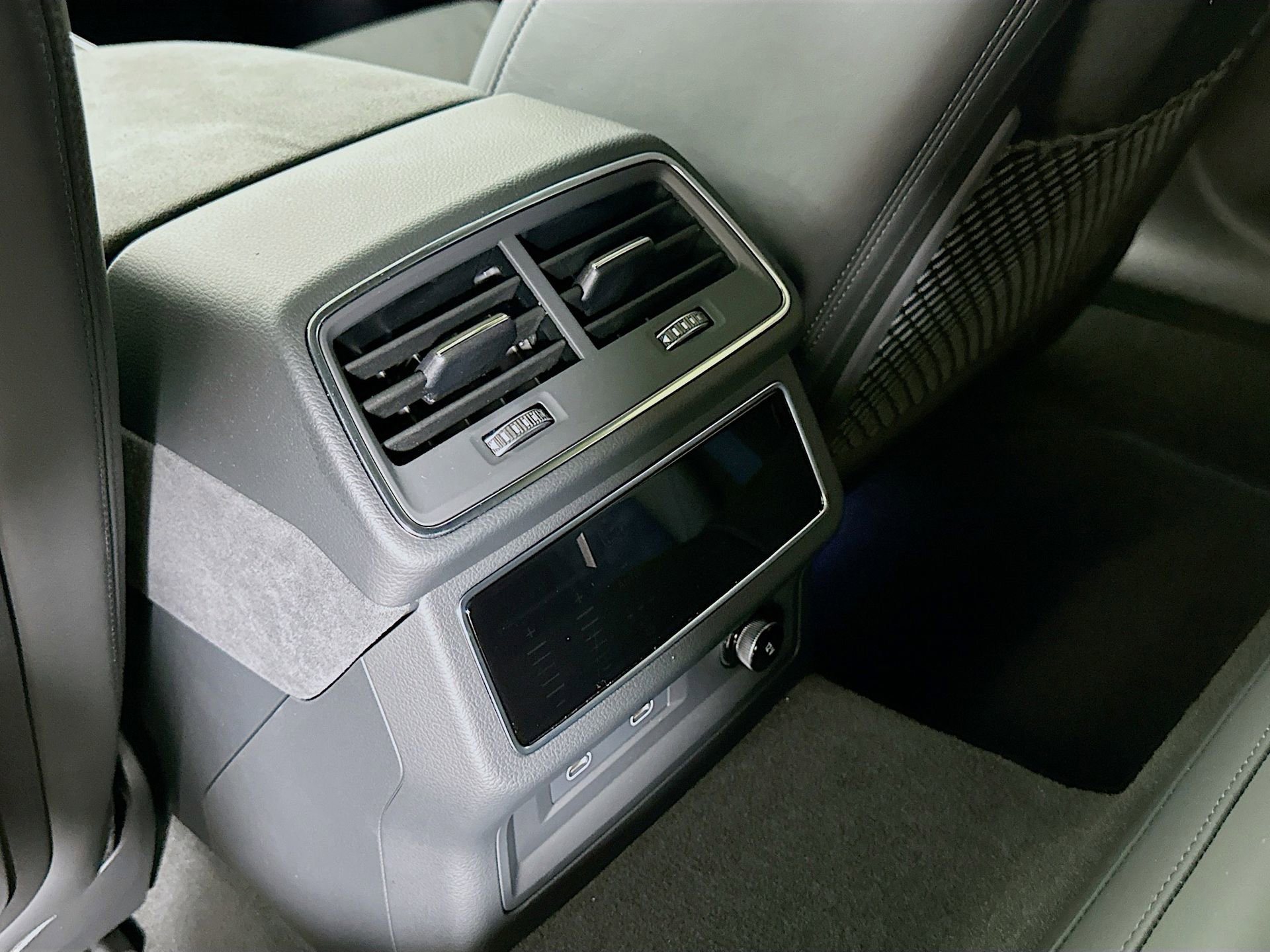 Used 2024 Audi RS 7 Performance image 28