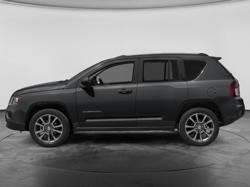Used 2016 Jeep Compass Sport w/ Power Value Group FWD image 3