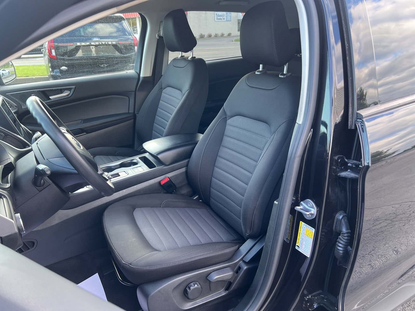 Used 2024 Ford Edge SE AWD/4WD image 20