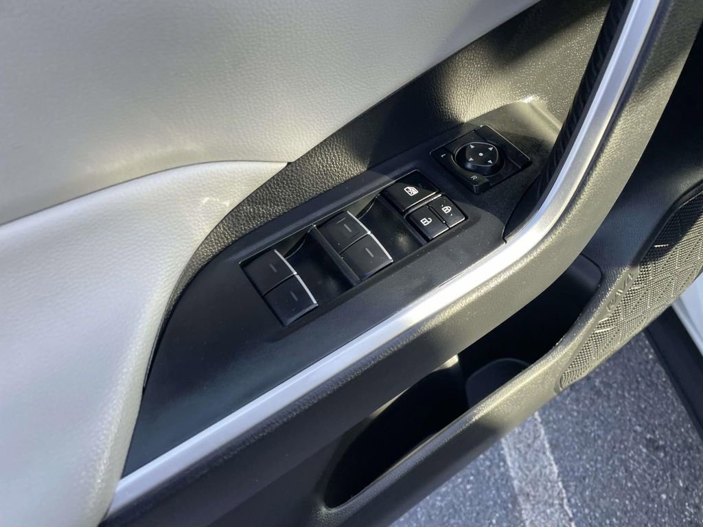 Used 2024 Toyota RAV4 XLE w/ Convenience Package image 28