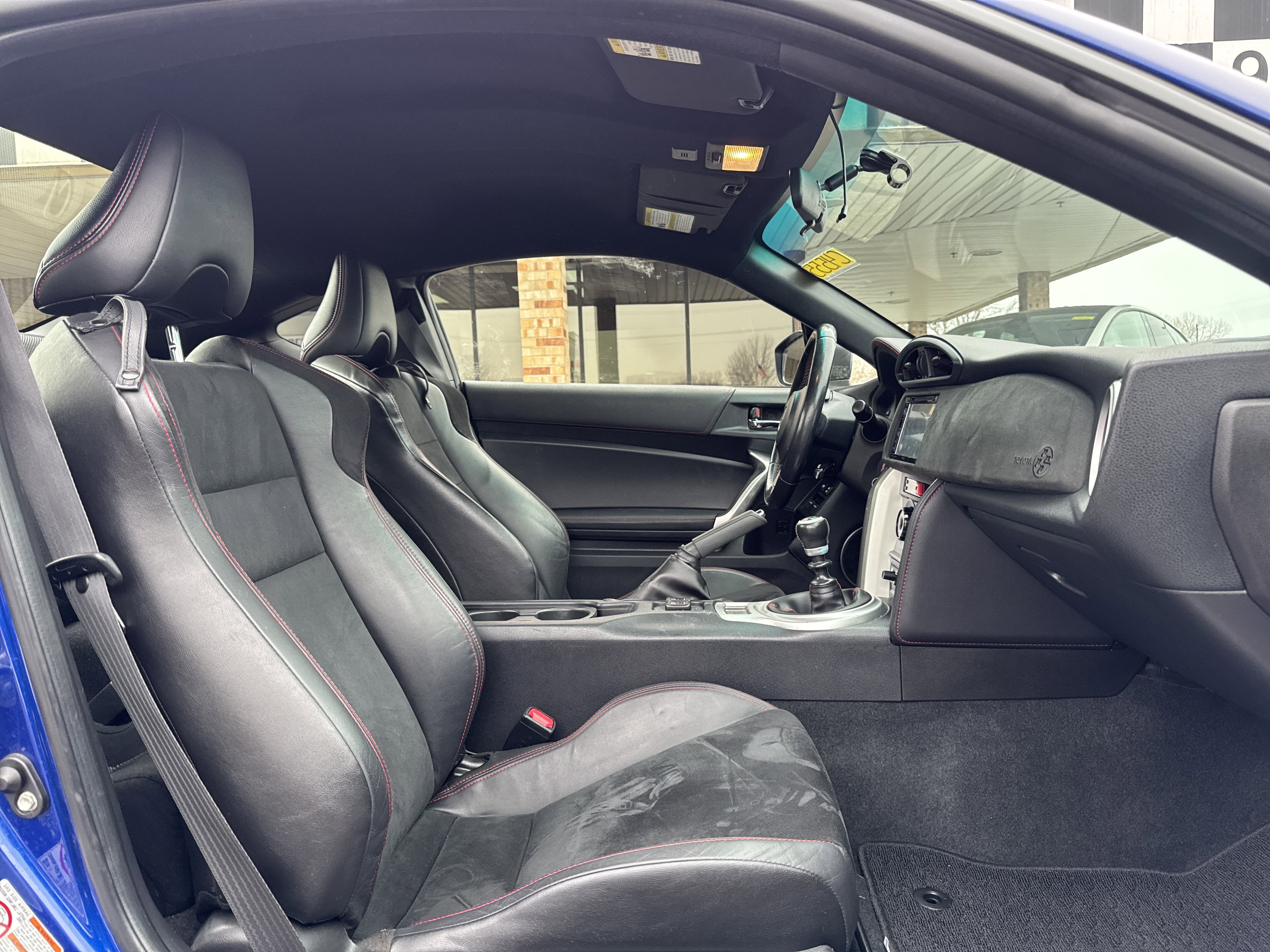 Used 2017 Toyota 86 image 24