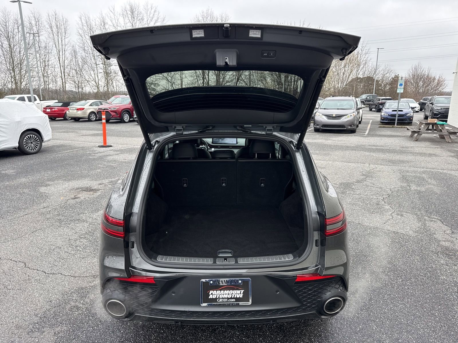 Used 2025 Genesis GV70 3.5T Sport w/ Sport Prestige Package image 10