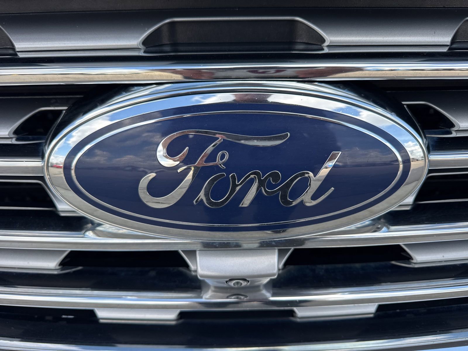 Certified 2021 Ford Edge Titanium w/ Equipment Group 301A AWD/4WD image 13
