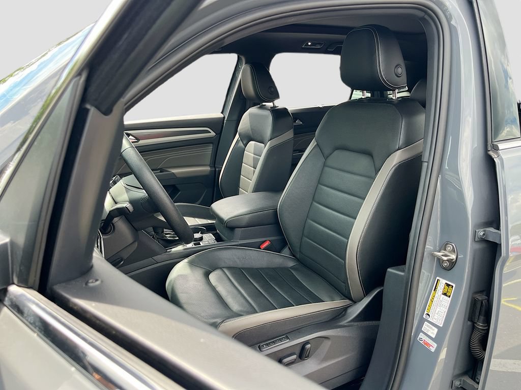 Used 2023 Volkswagen Atlas Cross Sport SEL Premium R-Line AWD/4WD image 21