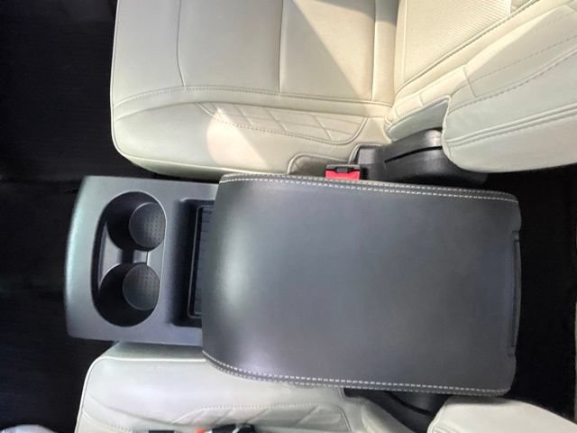 Used 2017 Ford Explorer Platinum AWD/4WD image 23