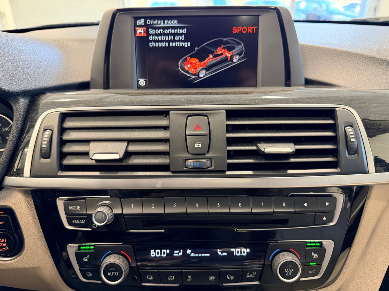 Used 2016 BMW 320i Sedan image 38