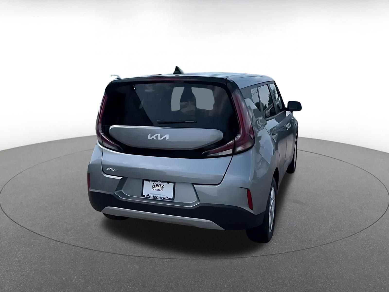 Used 2025 Kia Soul LX w/ LX Technology Package FWD image 12