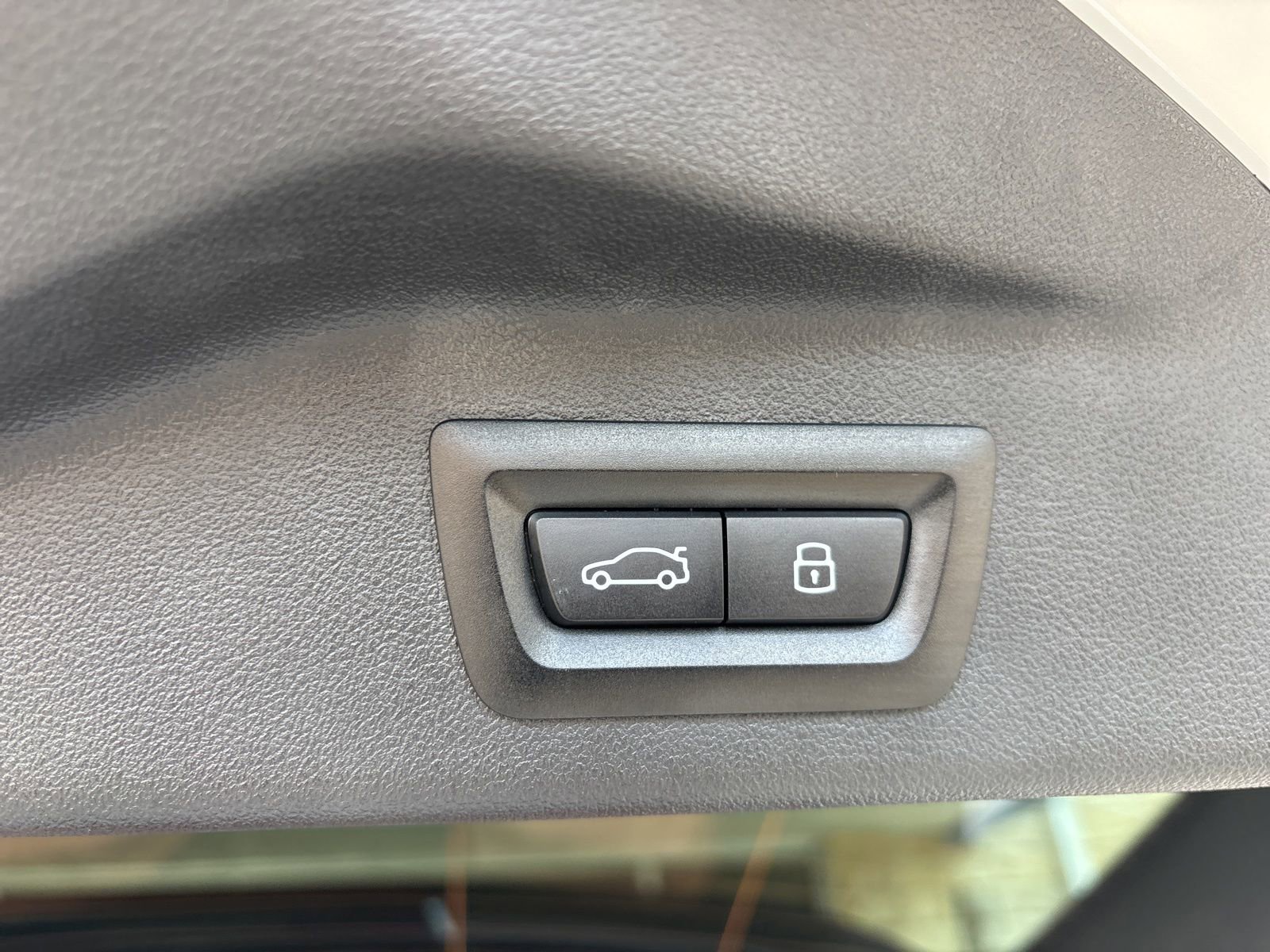 Used 2026 BMW X7 xDrive40i w/ Premium Package AWD/4WD image 22