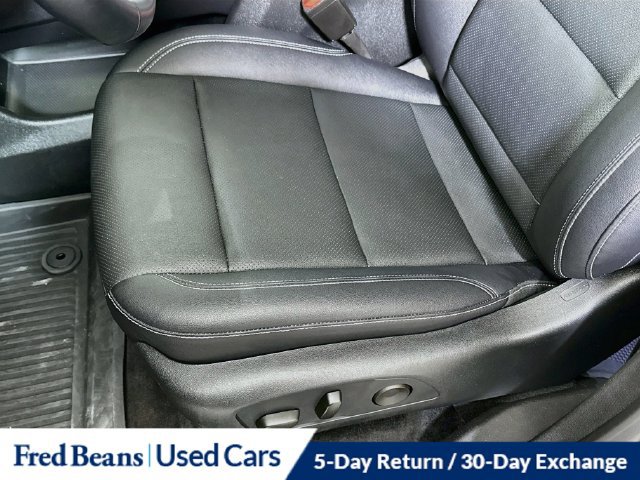 Used 2025 Chevrolet Traverse LT w/ Sun and Wheel Package AWD/4WD image 26