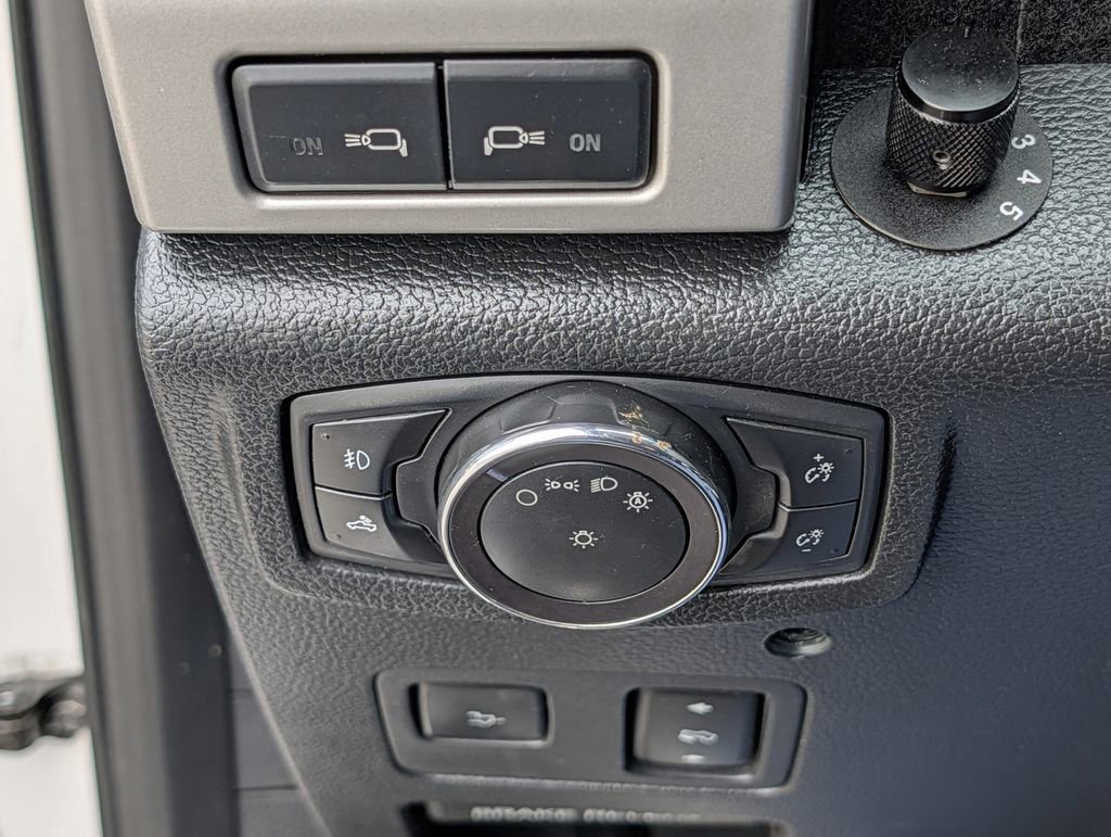 Used 2019 Ford F450 Lariat w/ Lariat Ultimate Package AWD/4WD image 23