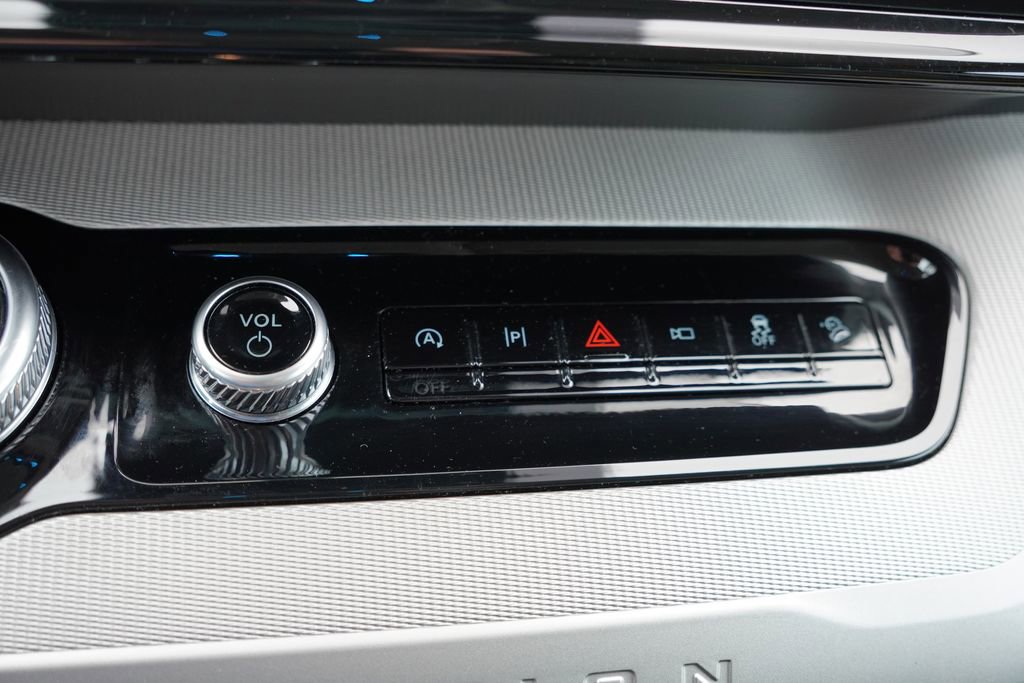 Certified 2025 Ford Expedition Max Active image 31