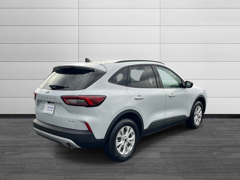 New 2026 Ford Escape Active w/ Tech Pack #1 AWD/4WD image 3