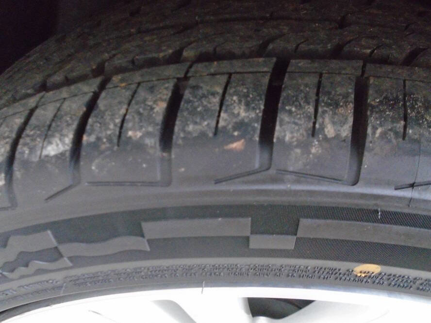 Used 2013 Chrysler 300 C w/ Harman Kardon Audio Group image 34