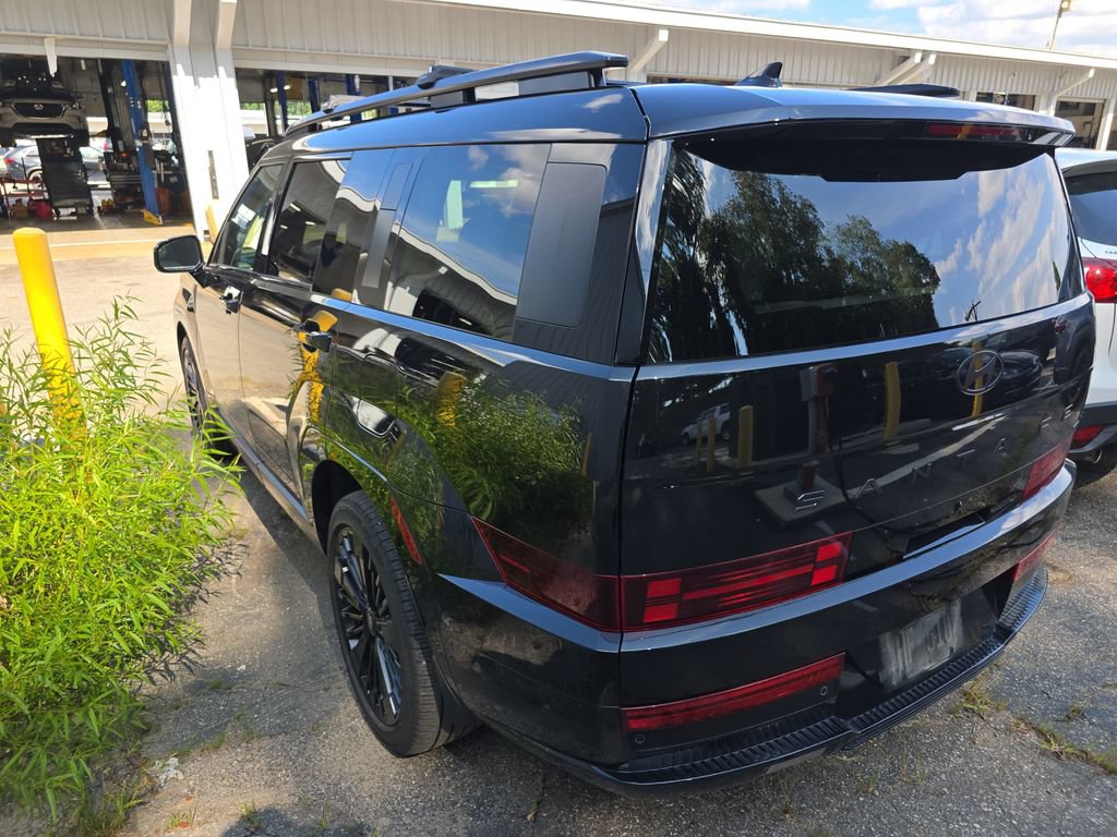 Used 2025 Hyundai Santa Fe Calligraphy AWD/4WD image 4