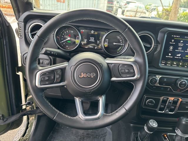 Used 2022 Jeep Wrangler Unlimited Sahara image 16