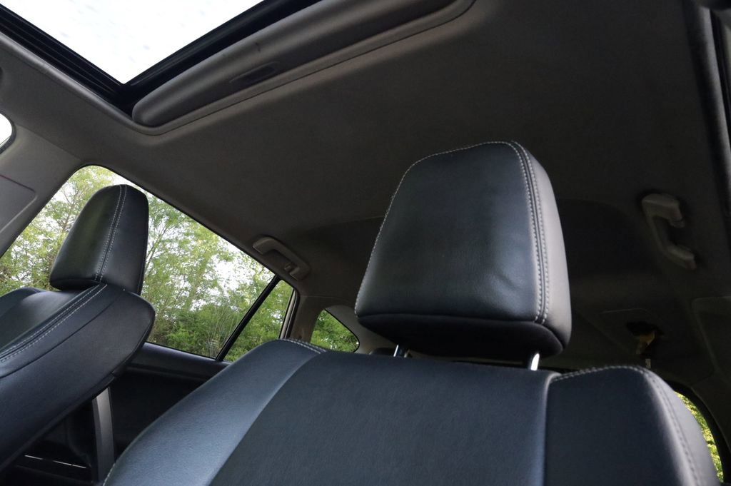 Used 2016 Toyota RAV4 Limited FWD image 13