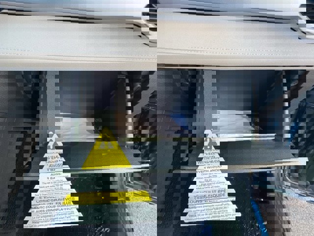 New 2025 Volkswagen Taos SE image 53