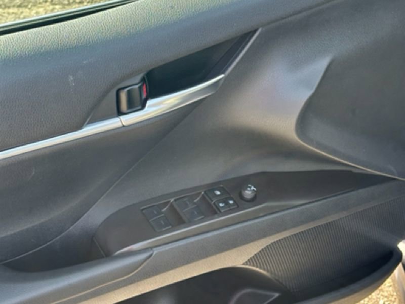 Used 2024 Toyota Camry SE FWD image 14