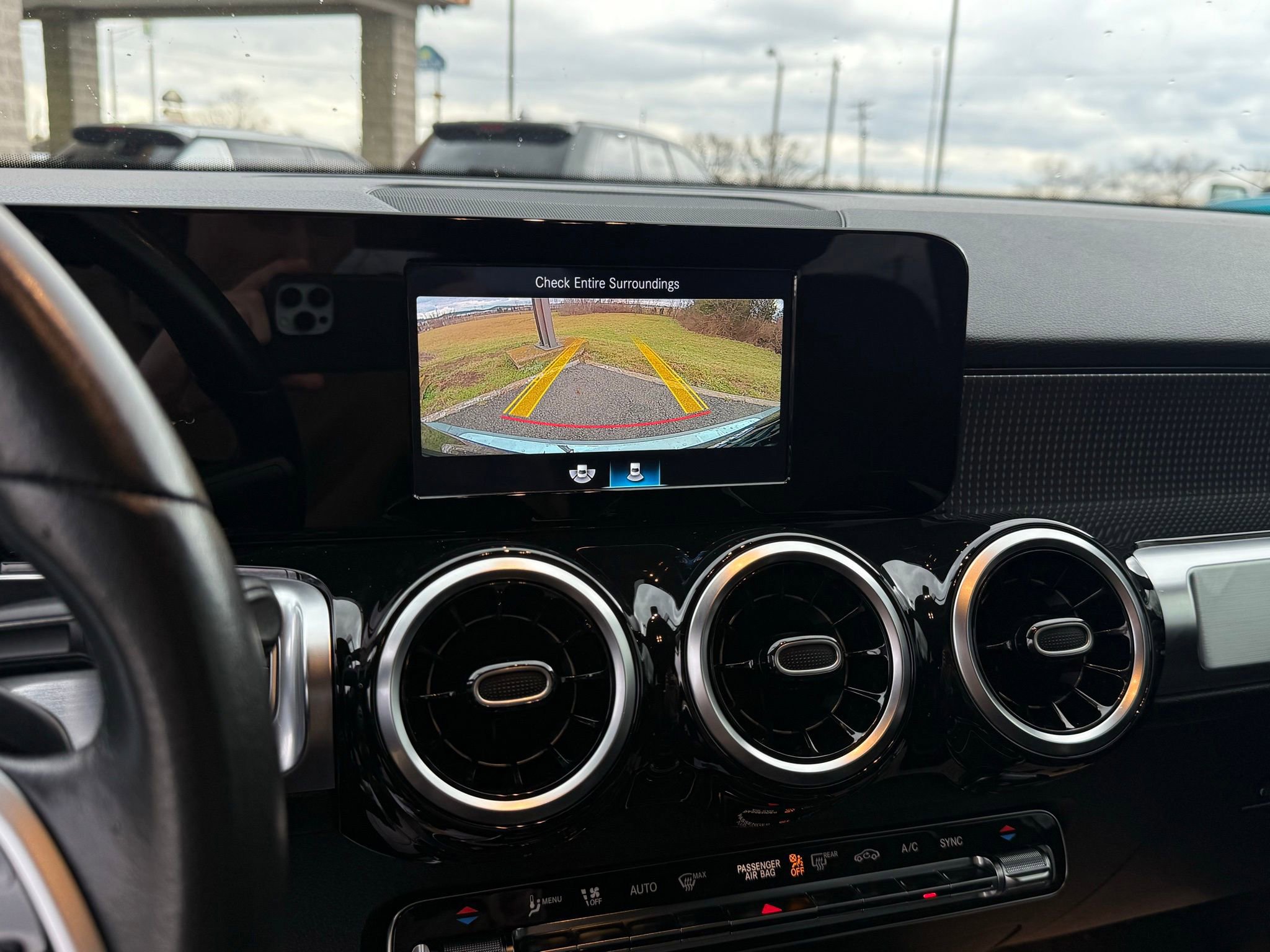 Used 2020 Mercedes-Benz GLB 250 4MATIC image 51