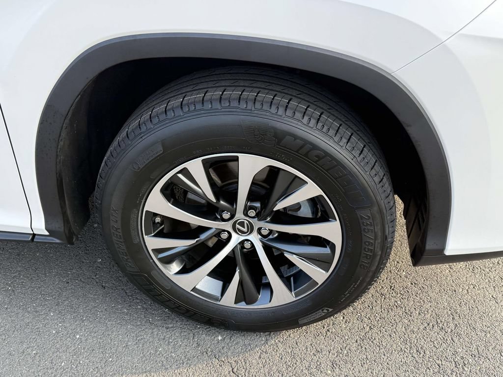 Used 2022 Lexus RX 350L Premium w/ Premium Package AWD/4WD image 7