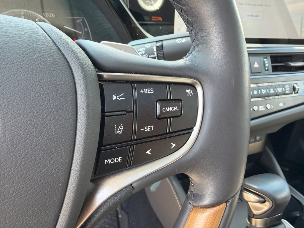 Used 2025 Lexus ES 350 Ultra Luxury FWD image 25