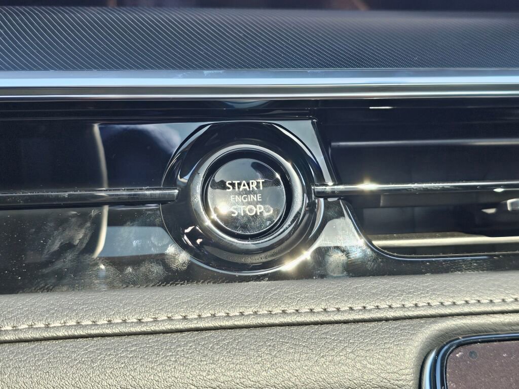 New 2025 INFINITI QX80 Luxe image 35