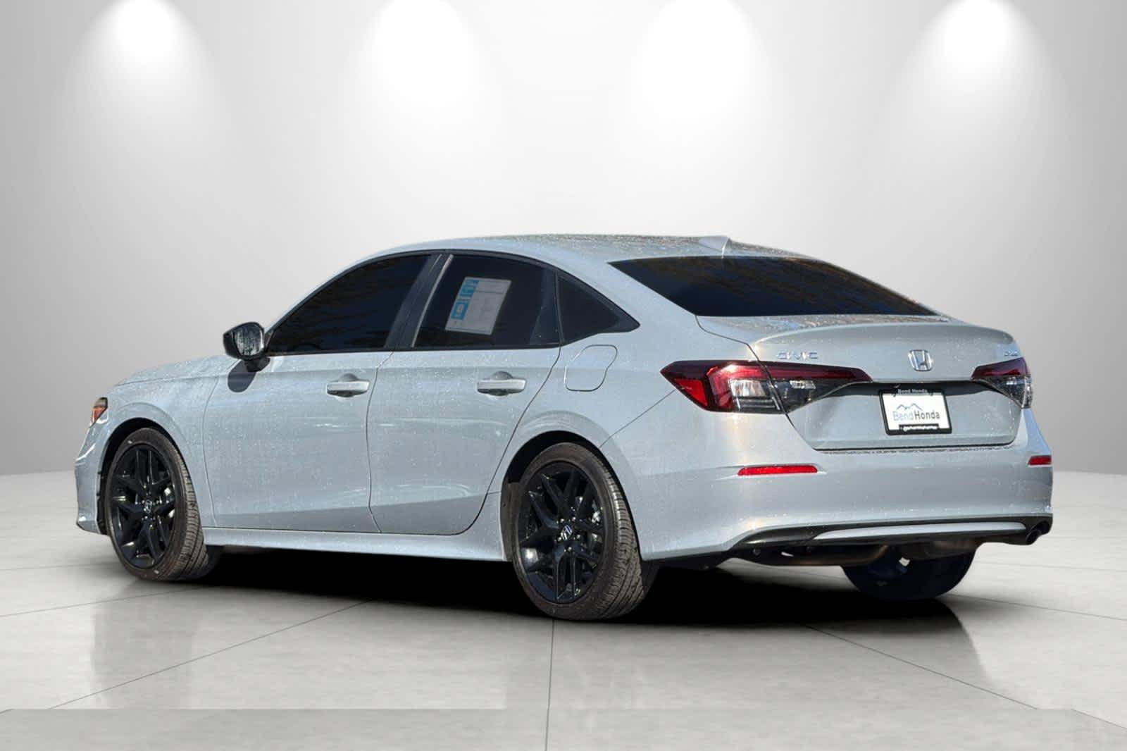 Used 2025 Honda Civic Sport image 6