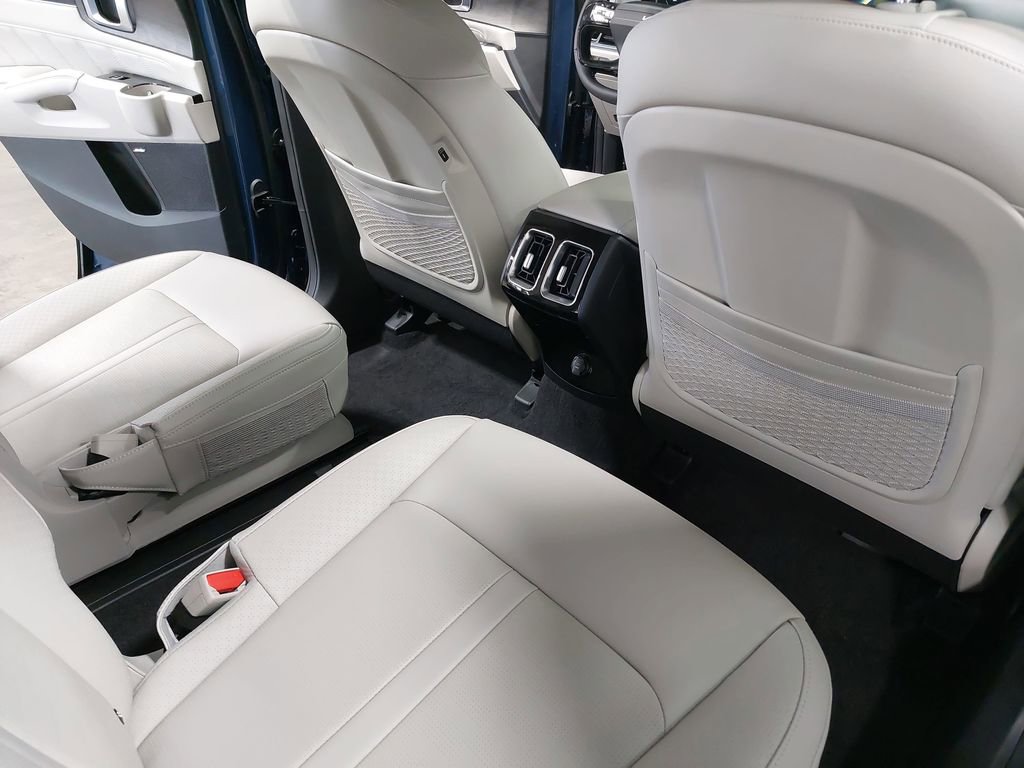 New 2026 Kia Sorento SX AWD/4WD image 11