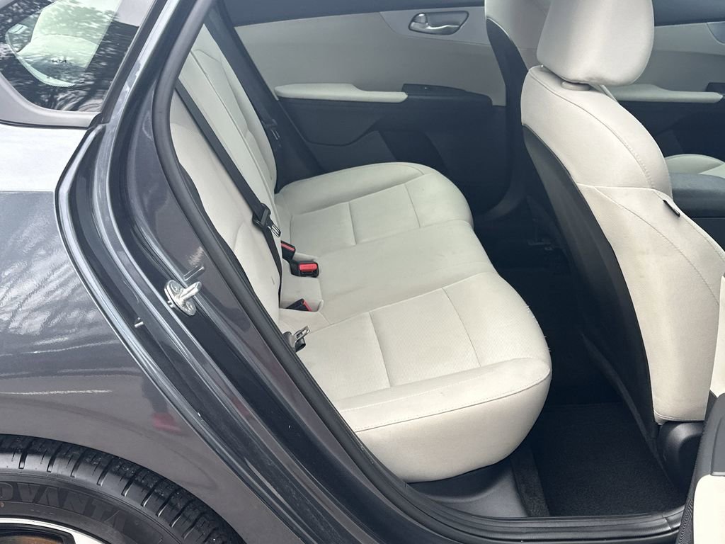 Used 2023 Kia Forte LXS w/ LXS Technology Package image 16